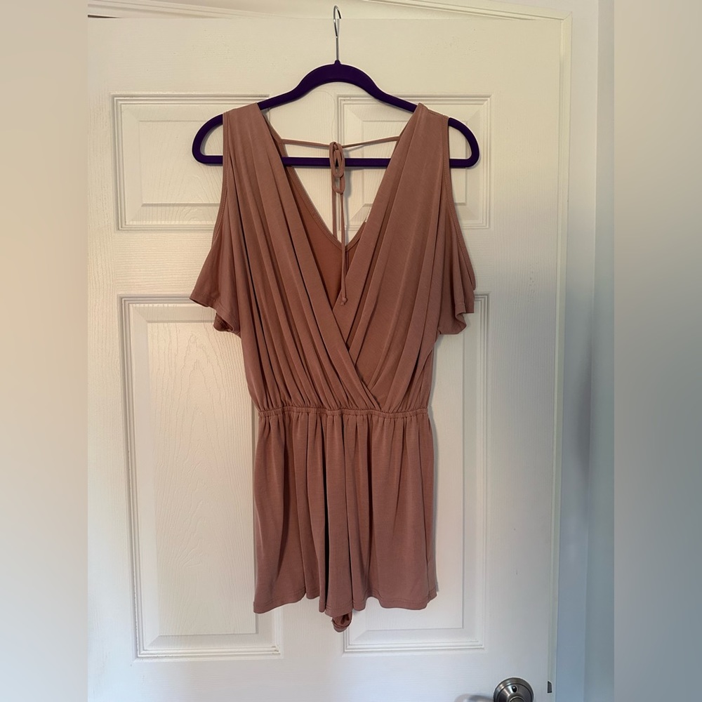 Pink sun & shadow romper